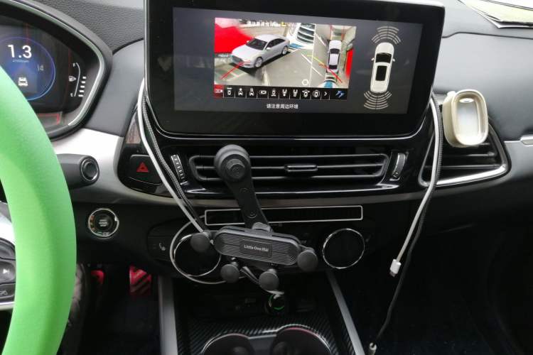 Used EXEED Lingyun 2019 1.6T Two-Wheel-Drive Platinum Edition Audio And AC Panel