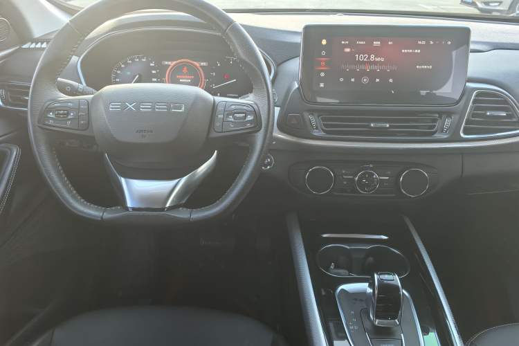 Used EXEED Lingyun 2019 1.6T Two-Wheel-Drive Platinum Edition Audio And AC Panel