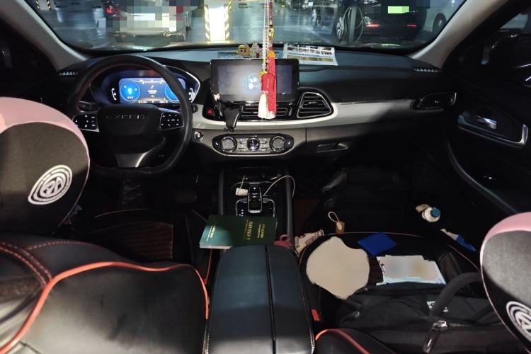 Used EXEED Lingyun 2019 1.6T Two-Wheel Drive Diamond Edition Center Console