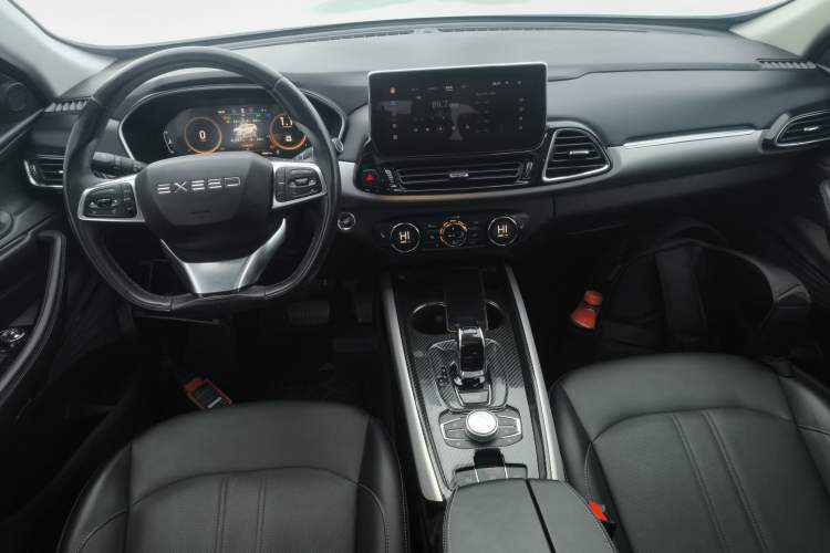 Used EXEED Lingyun 2019 1.6T Two-Wheel Drive Diamond Edition Center Console