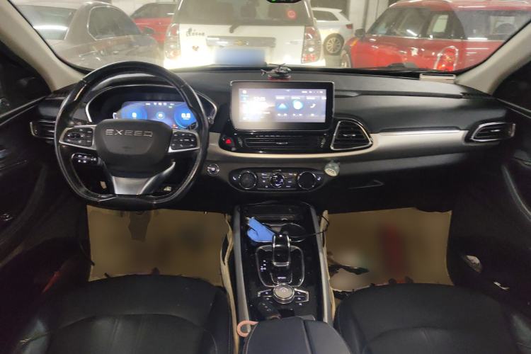 Used EXEED Lingyun 2019 1.6T Two-Wheel Drive Diamond Edition Center Console