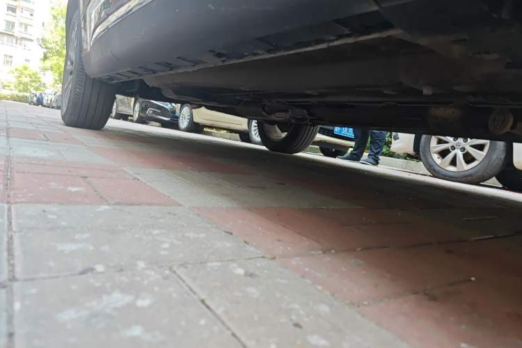 Used EXEED Lingyun 2019 1.6T Two-Wheel Drive Diamond Edition Chassis Front Right