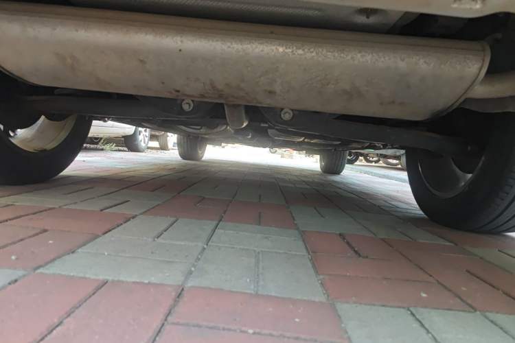 Used EXEED Lingyun 2019 1.6T Two-Wheel Drive Diamond Edition Chassis Rear