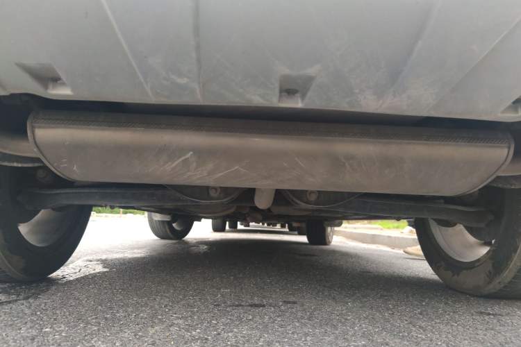 Used EXEED Lingyun 2019 1.6T Two-Wheel Drive Diamond Edition Chassis Rear