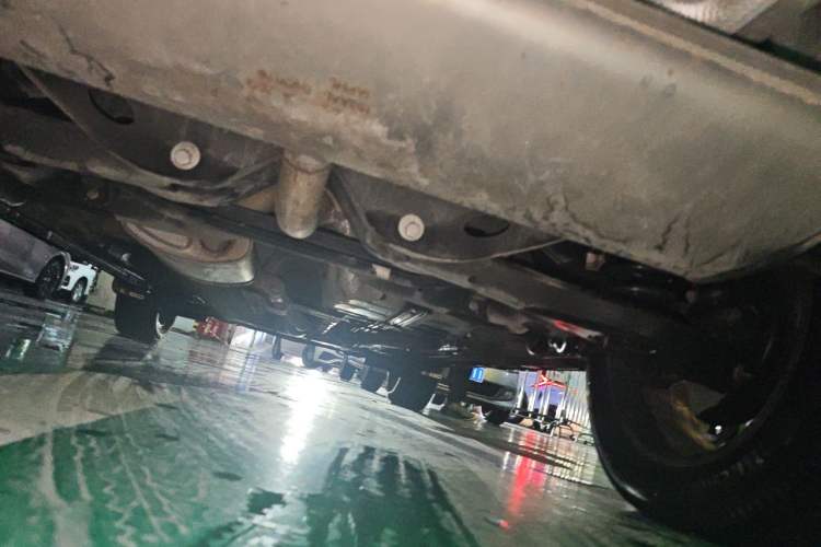 Used EXEED Lingyun 2019 1.6T Two-Wheel Drive Diamond Edition Chassis Rear