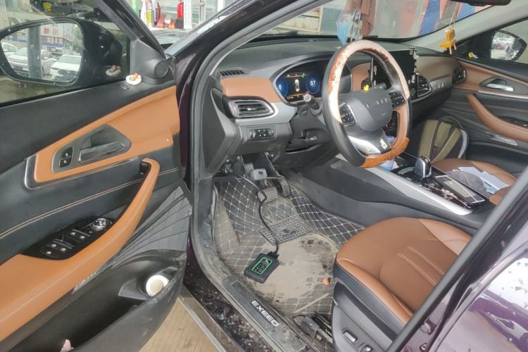 Used EXEED Lingyun 2019 1.6T Two-Wheel Drive Diamond Edition Driver Seat