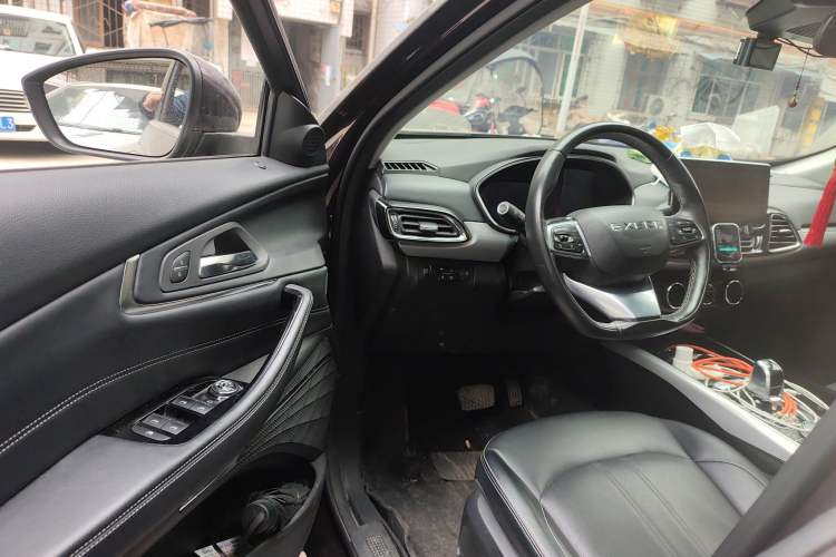 Used EXEED Lingyun 2019 1.6T Two-Wheel Drive Diamond Edition Driver Seat