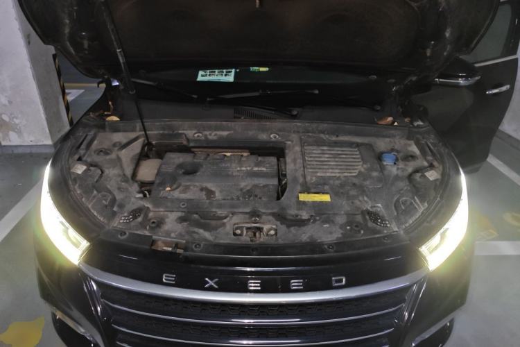 Used EXEED Lingyun 2019 1.6T Two-Wheel Drive Diamond Edition Engine Bay