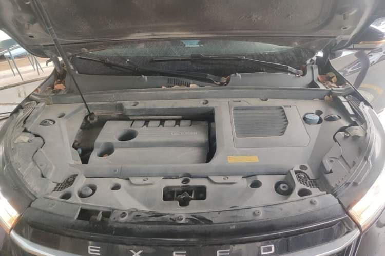Used EXEED Lingyun 2019 1.6T Two-Wheel Drive Diamond Edition Engine Bay
