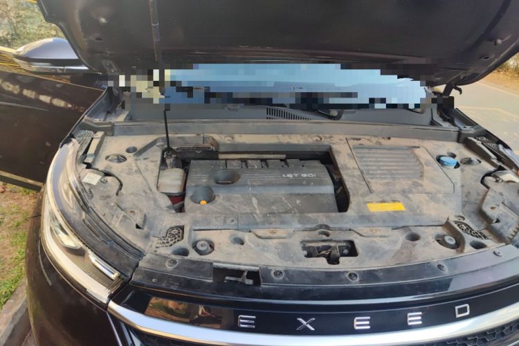 Used EXEED Lingyun 2019 1.6T Two-Wheel Drive Diamond Edition Engine Bay Right