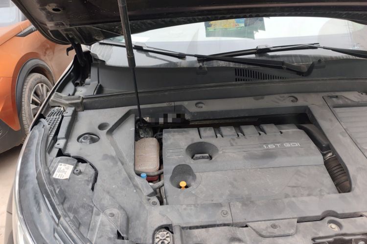Used EXEED Lingyun 2019 1.6T Two-Wheel Drive Diamond Edition Engine Bay Right