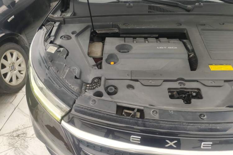 Used EXEED Lingyun 2019 1.6T Two-Wheel Drive Diamond Edition Engine Bay Right