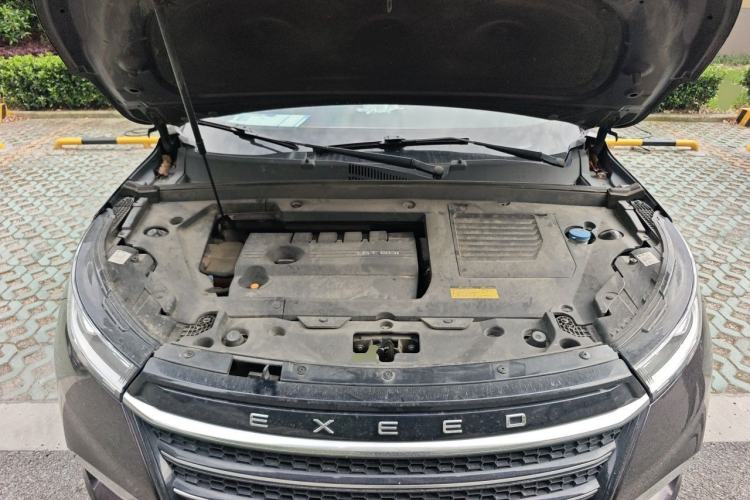 Used EXEED Lingyun 2019 1.6T Two-Wheel Drive Diamond Edition Engine Bay