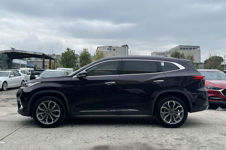 Used EXEED Lingyun 2019 1.6T Two-Wheel Drive Diamond Edition Exterior 3