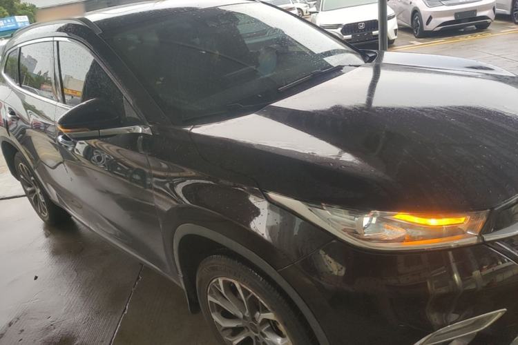 Used EXEED Lingyun 2019 1.6T Two-Wheel Drive Diamond Edition Front Right 45 Deg