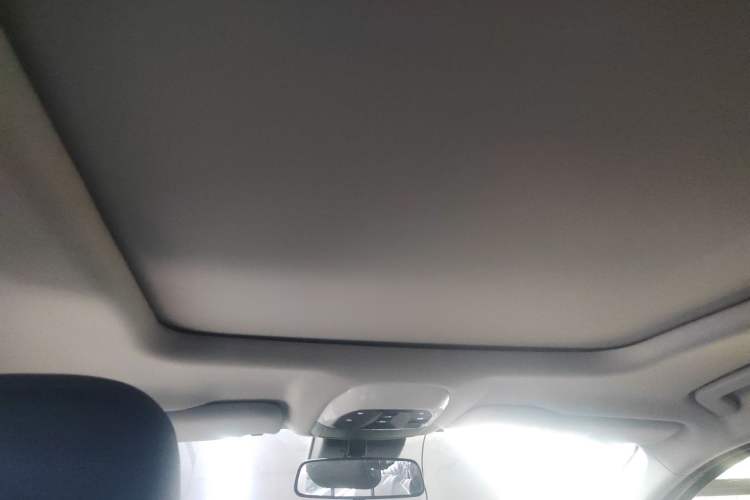 Used EXEED Lingyun 2019 1.6T Two-Wheel-Drive Platinum Edition Headliner