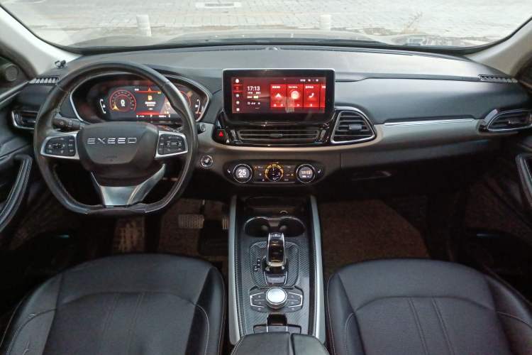 Used EXEED Lingyun 2019 1.6T Two-Wheel Drive Diamond Edition Interior 2