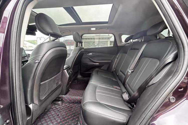 Used EXEED Lingyun 2019 1.6T Two-Wheel Drive Diamond Edition Interior 2