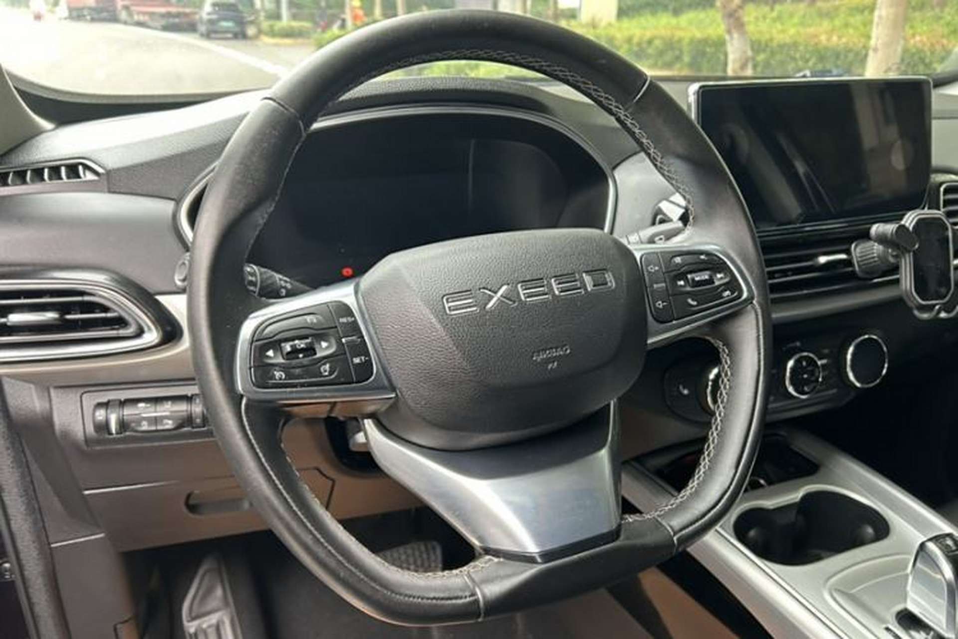 Used EXEED Lingyun 2019 1.6T Two-Wheel Drive Diamond Edition Interior 5