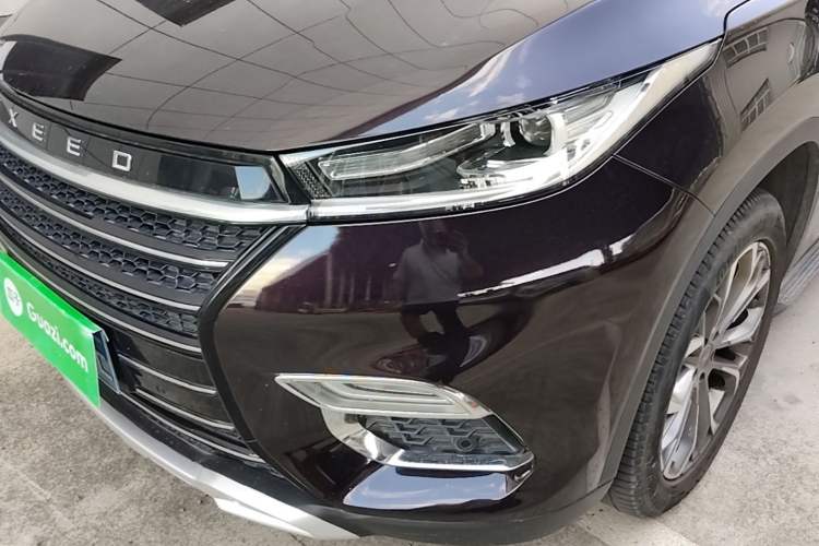 Used EXEED Lingyun 2019 1.6T Two-Wheel Drive Diamond Edition Left Front Headlight