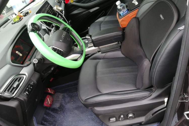 Used EXEED Lingyun 2019 1.6T Two-Wheel-Drive Platinum Edition Left Front Seat