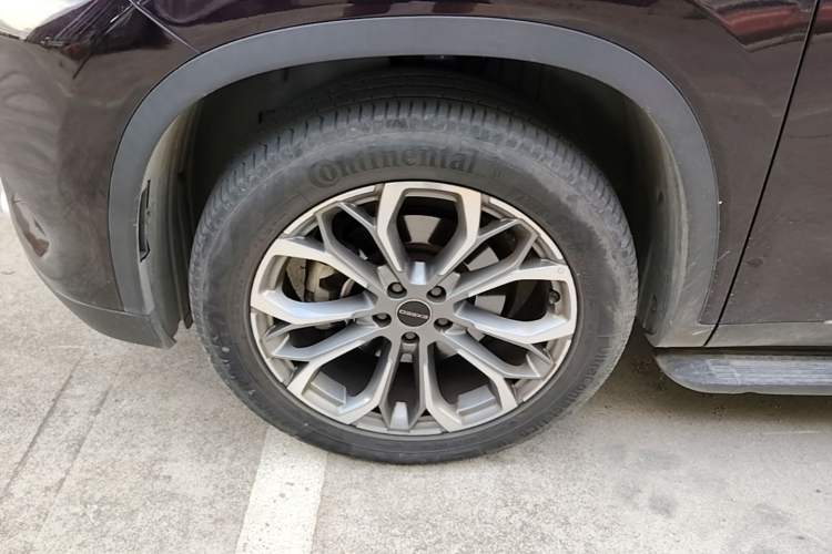 Used EXEED Lingyun 2019 1.6T Two-Wheel Drive Diamond Edition Left Front Wheel Hub