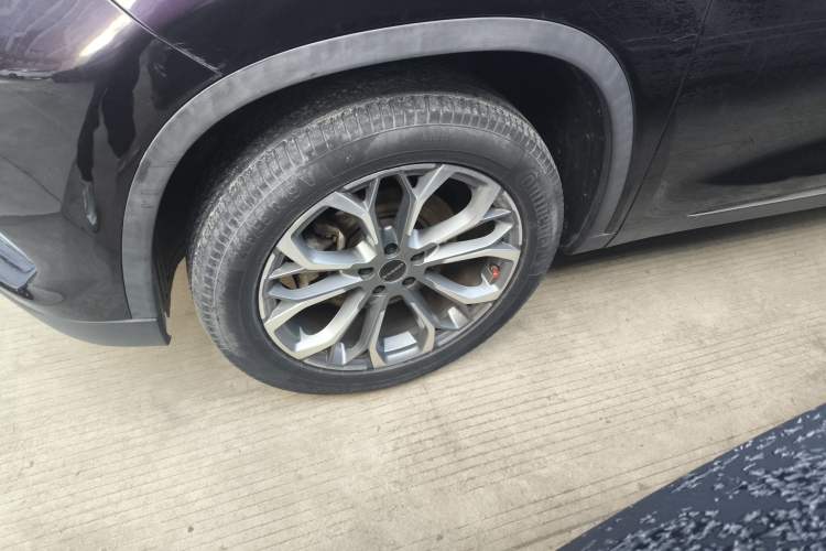Used EXEED Lingyun 2019 1.6T Two-Wheel Drive Diamond Edition Left Front Wheel Hub