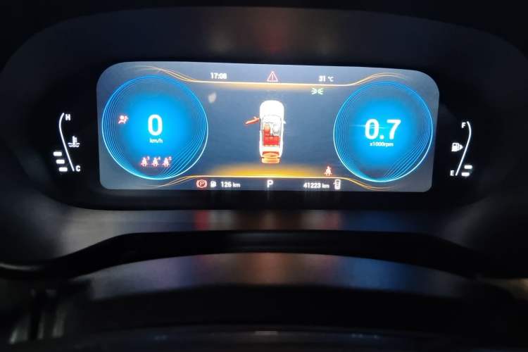 Used EXEED Lingyun 2019 1.6T Two-Wheel Drive Diamond Edition Odometer Close Up