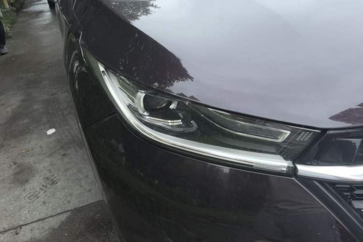 Used EXEED Lingyun 2019 1.6T Two-Wheel Drive Diamond Edition Right Front Headlight