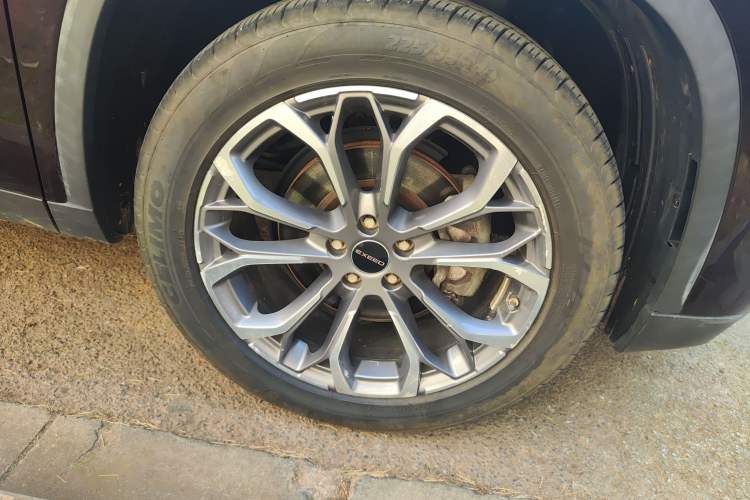 Used EXEED Lingyun 2019 1.6T Two-Wheel Drive Diamond Edition Right Front Wheel Hub