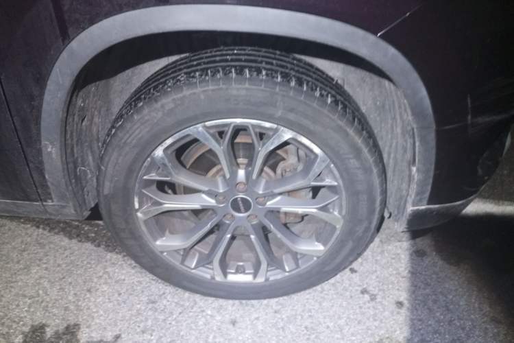 Used EXEED Lingyun 2019 1.6T Two-Wheel Drive Diamond Edition Right Front Wheel Hub