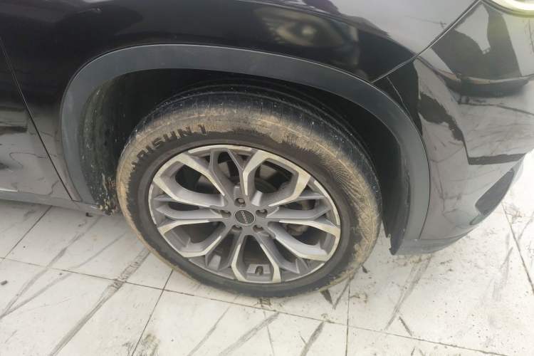 Used EXEED Lingyun 2019 1.6T Two-Wheel Drive Diamond Edition Right Front Wheel Hub