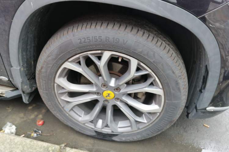 Used EXEED Lingyun 2019 1.6T Two-Wheel-Drive Platinum Edition Right Front Wheel Hub