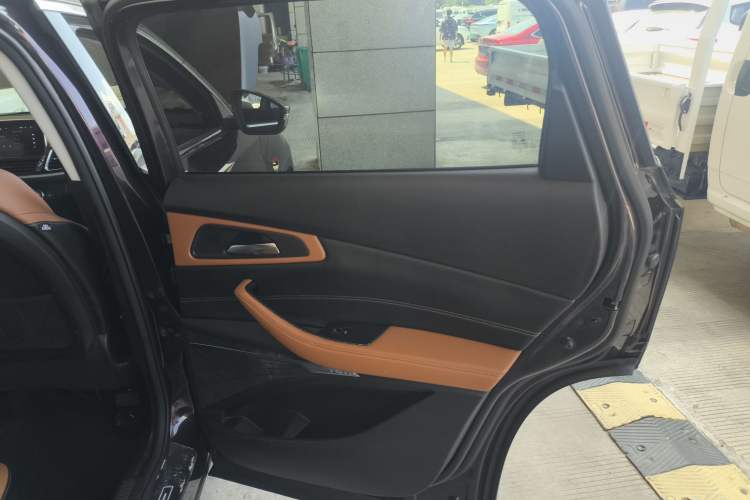 Used EXEED Lingyun 2019 1.6T Two-Wheel Drive Diamond Edition Right Rear Door Interior