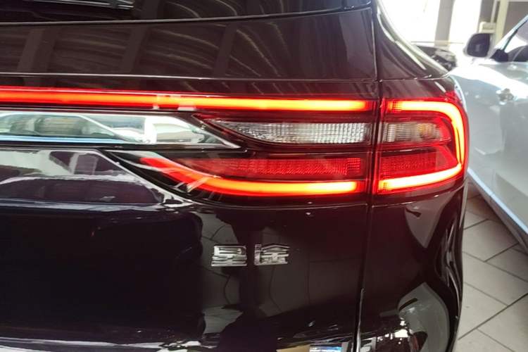 Used EXEED Lingyun 2019 1.6T Two-Wheel Drive Diamond Edition Right Rear Taillight