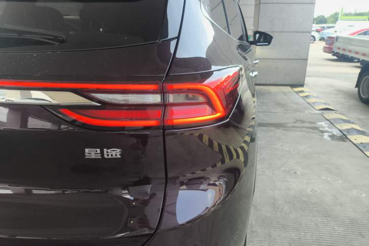 Used EXEED Lingyun 2019 1.6T Two-Wheel Drive Diamond Edition Right Rear Taillight