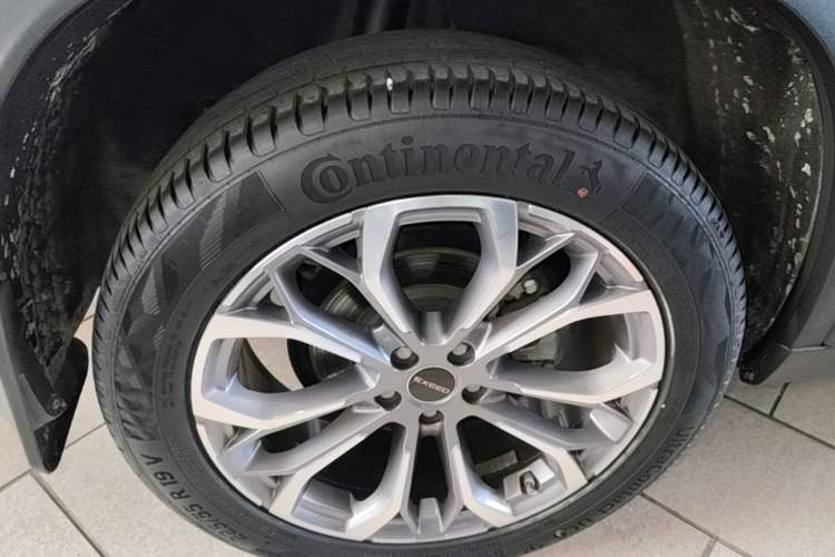 Used EXEED Lingyun 2019 1.6T Two-Wheel Drive Diamond Edition Right Rear Wheel Hub