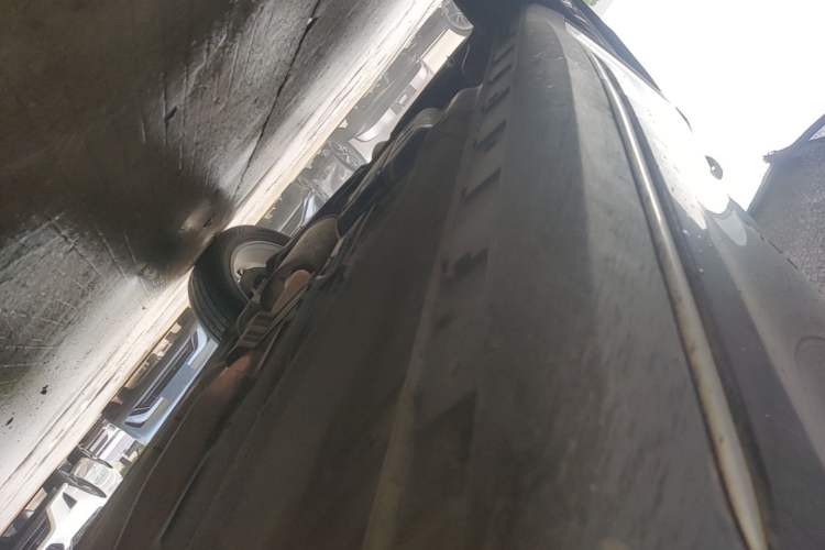 Used EXEED Lingyun 2019 1.6T Two-Wheel Drive Diamond Edition Right Side Sill