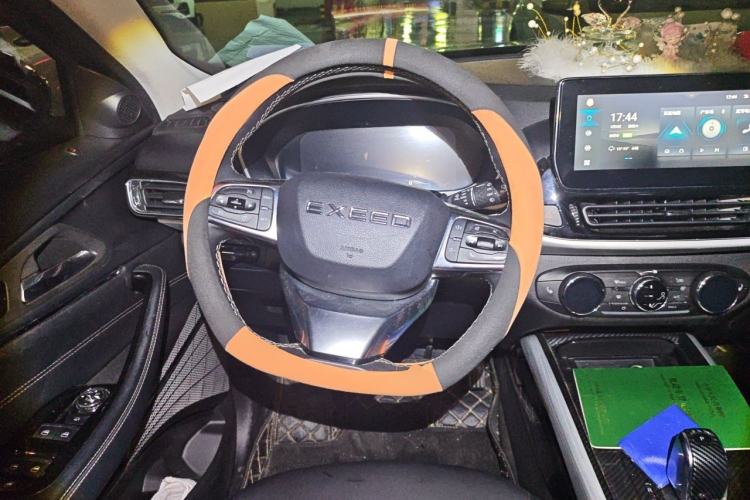 Used EXEED Lingyun 2019 1.6T Two-Wheel Drive Diamond Edition Steering Wheel