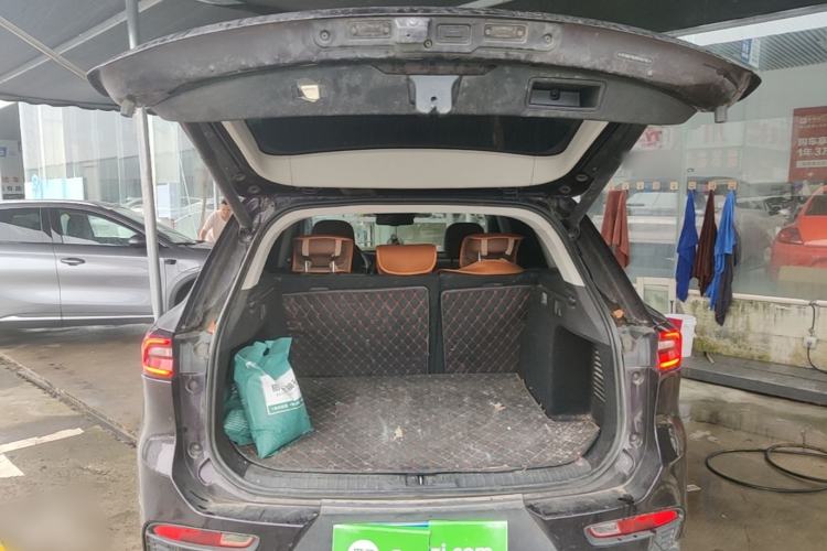Used EXEED Lingyun 2019 1.6T Two-Wheel Drive Diamond Edition Trunk