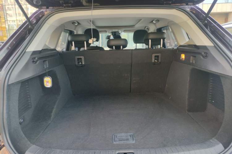 Used EXEED Lingyun 2019 1.6T Two-Wheel-Drive Platinum Edition Trunk