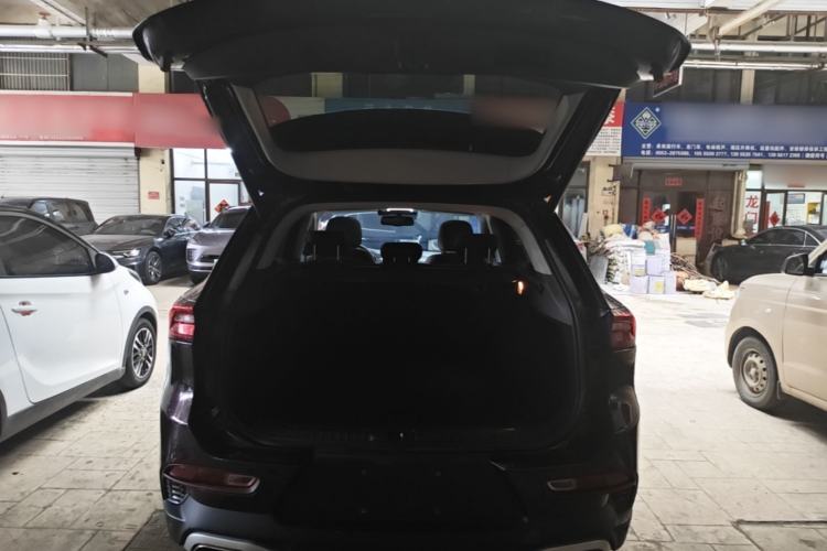 Used EXEED Lingyun 2019 1.6T Two-Wheel Drive Diamond Edition Trunk