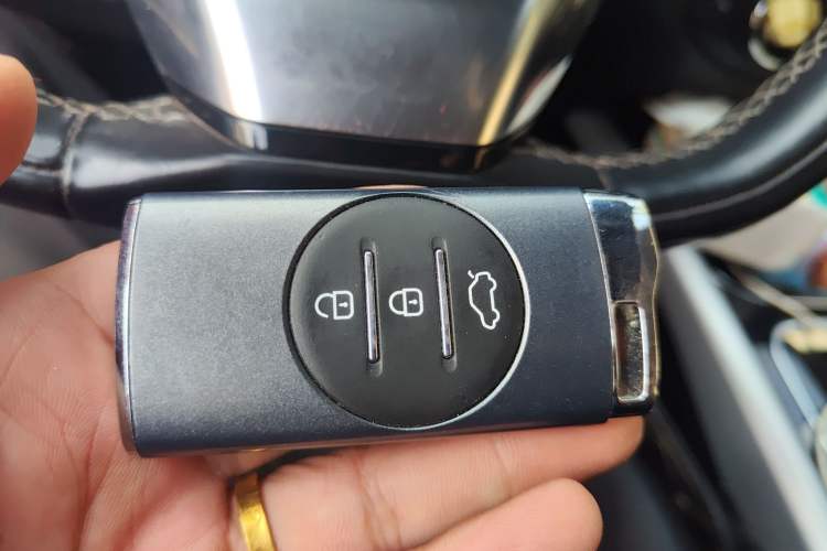 Used EXEED Lingyun 2019 1.6T Two-Wheel Drive Diamond Edition Vehicle Key