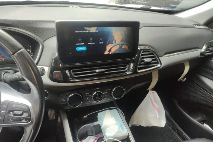 Used EXEED Lingyun 2019 1.6T Two-Wheel Drive Diamond Edition Audio And AC Panel