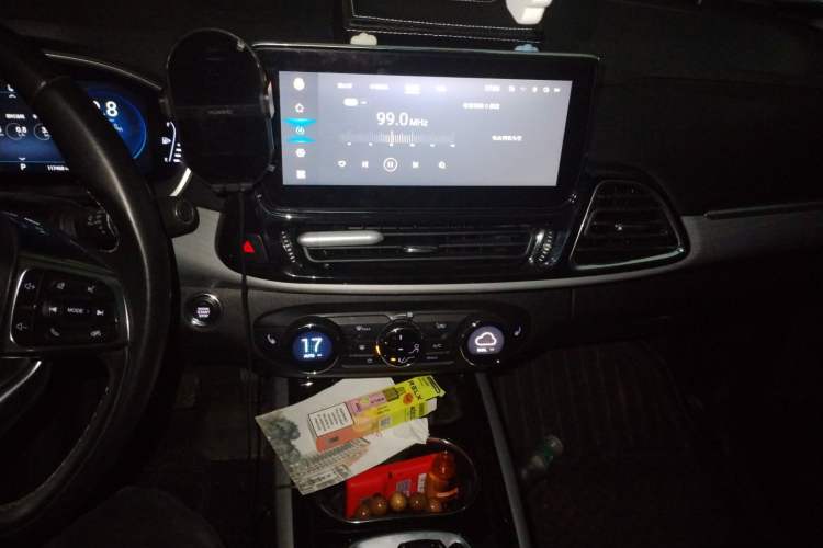 Used EXEED Lingyun 2019 1.6T Two-Wheel Drive Star曜 Edition Audio And AC Panel