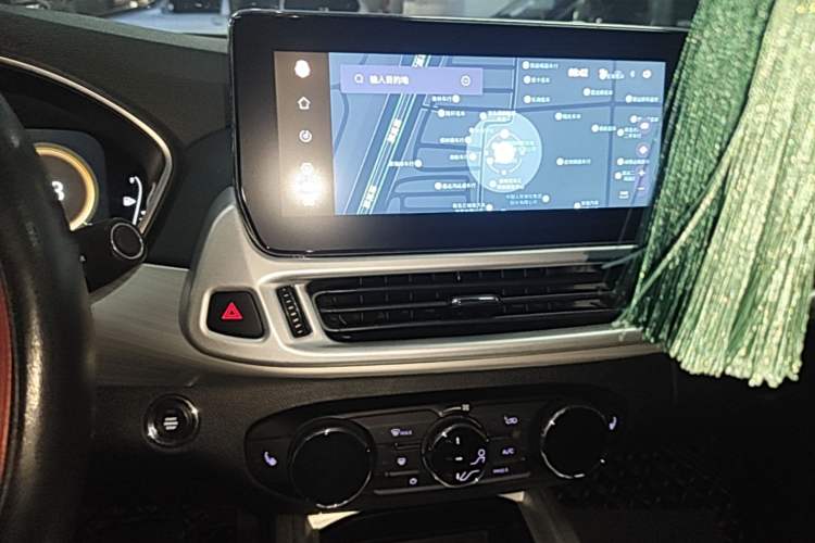 Used EXEED Lingyun 2019 1.6T Two-Wheel Drive Diamond Edition Audio And AC Panel