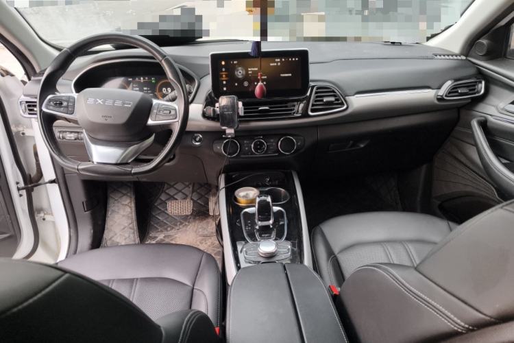Used EXEED Lingyun 2019 1.6T Two-Wheel Drive Diamond Edition Center Console