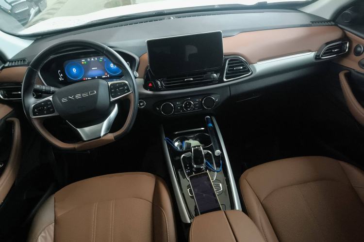 Used EXEED Lingyun 2019 1.6T Two-Wheel Drive Diamond Edition Center Console