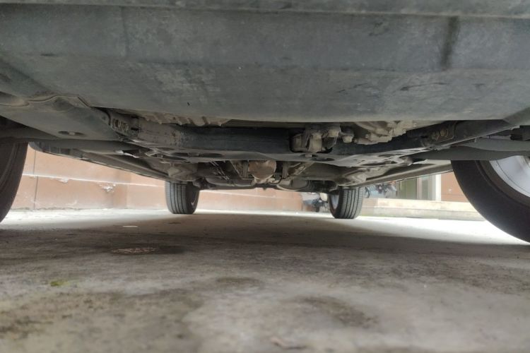 Used EXEED Lingyun 2019 1.6T Two-Wheel Drive Diamond Edition Chassis Rear