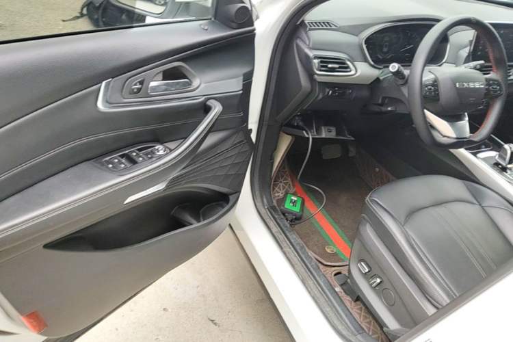 Used EXEED Lingyun 2019 1.6T Two-Wheel-Drive Platinum Edition Driver Seat